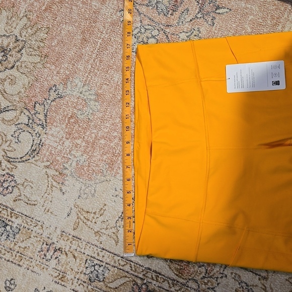 Athleta Ultimate Stash II Capri Gold with Pockets - Size 1X - Picture 4 of 11